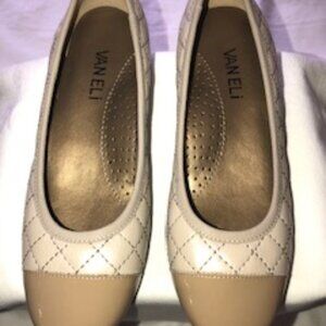 VANELI Serene, SIZE 4, Sand Pearl Nappa